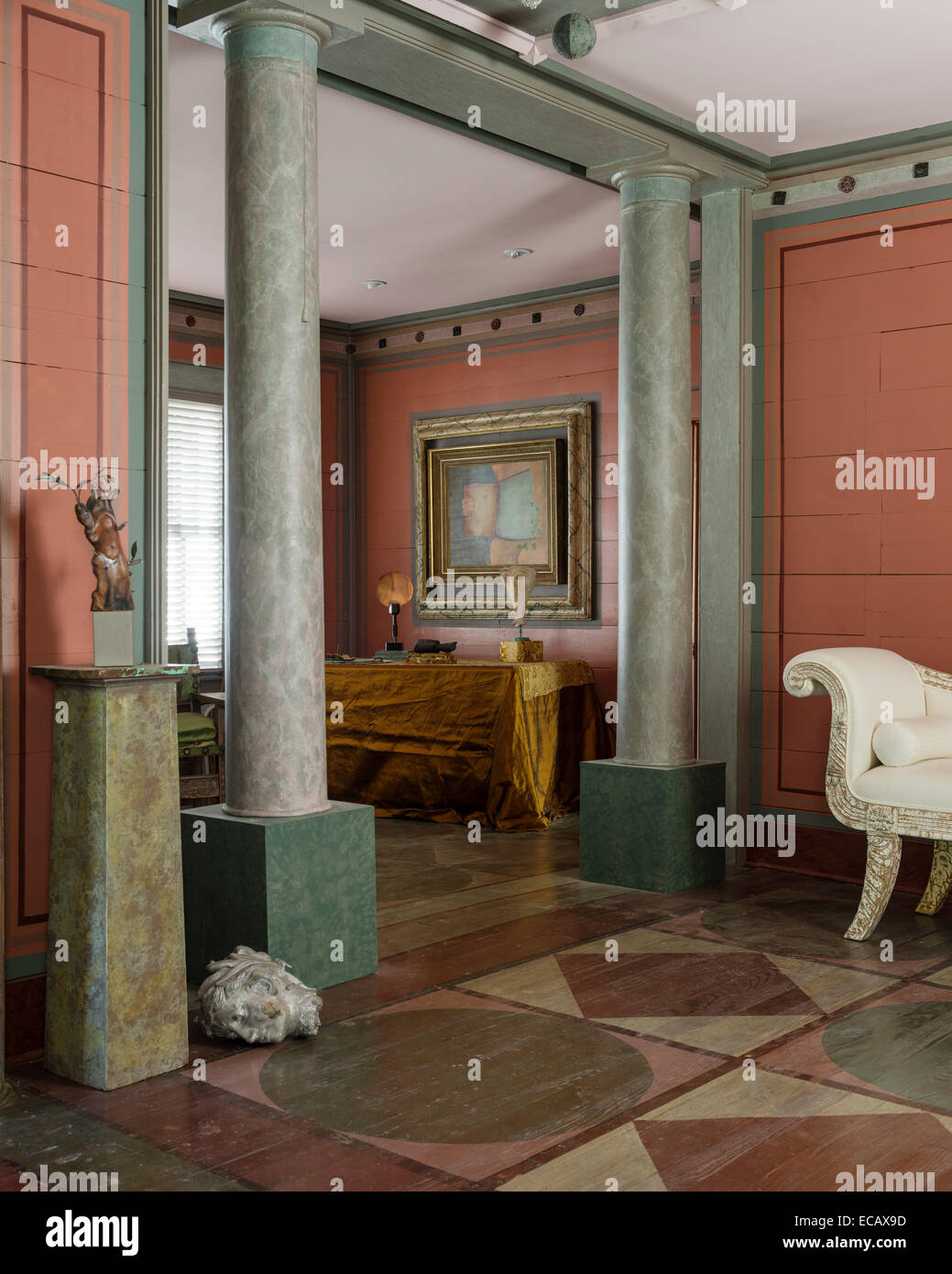 Neo-klassizistischen Säulen Galeriezimmer im Stil inspirierte Designs aus Pompeji Stockfoto