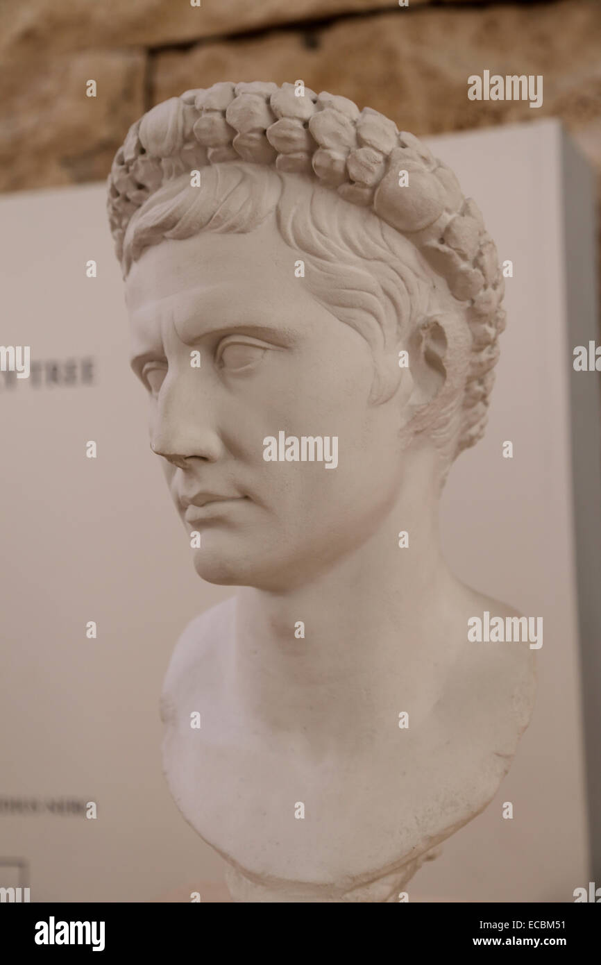 Augustus (63BC-14AD). Gründer des römischen Reiches und erster Kaiser (27-14AD). Büste. Kopie des Putzes. Ara Pacis Museum. Stockfoto