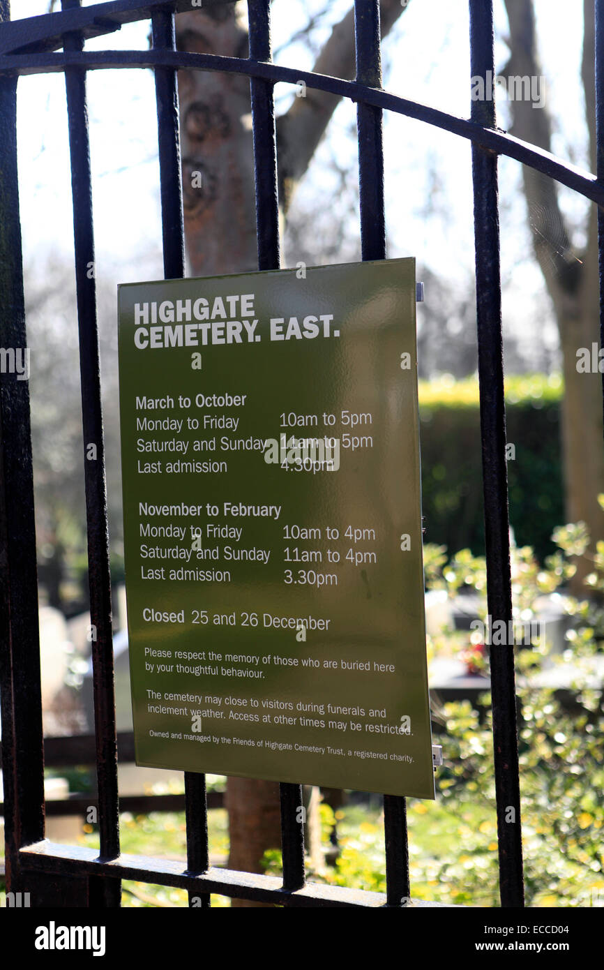 Vereinigtes Königreich North London Highgate Cemetery in Ost Stockfoto