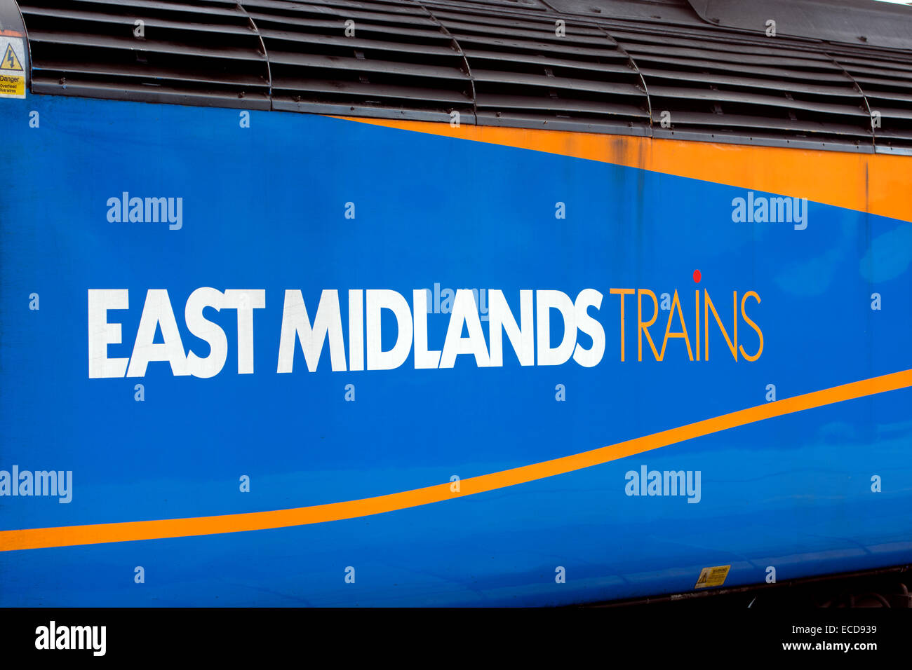 East Midlands Züge HST Diesel-Zug an der Station Leicester, UK Stockfoto