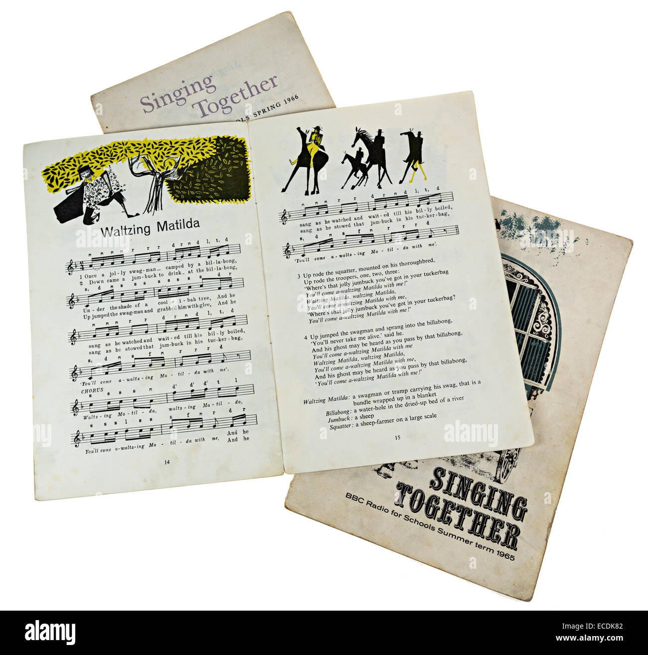 Singen zusammen Liederbücher für BBC Sound überträgt, Schulen in 1964, 1965 und 1966 mit Waltzing Matilda Musik, UK Stockfoto