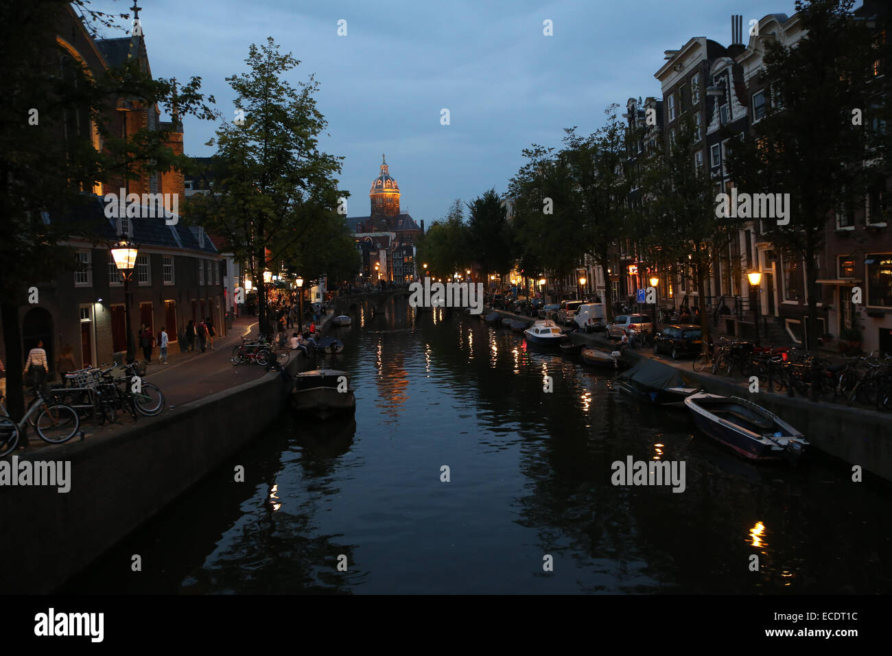 Amsterdam Nacht Kanal Flusswasser Stockfoto