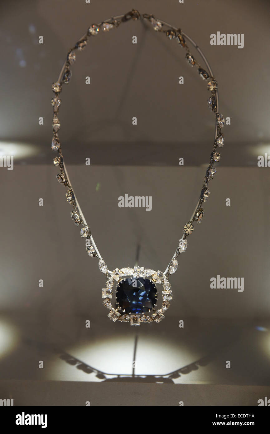 blaue Diamant-Halskette Stockfoto