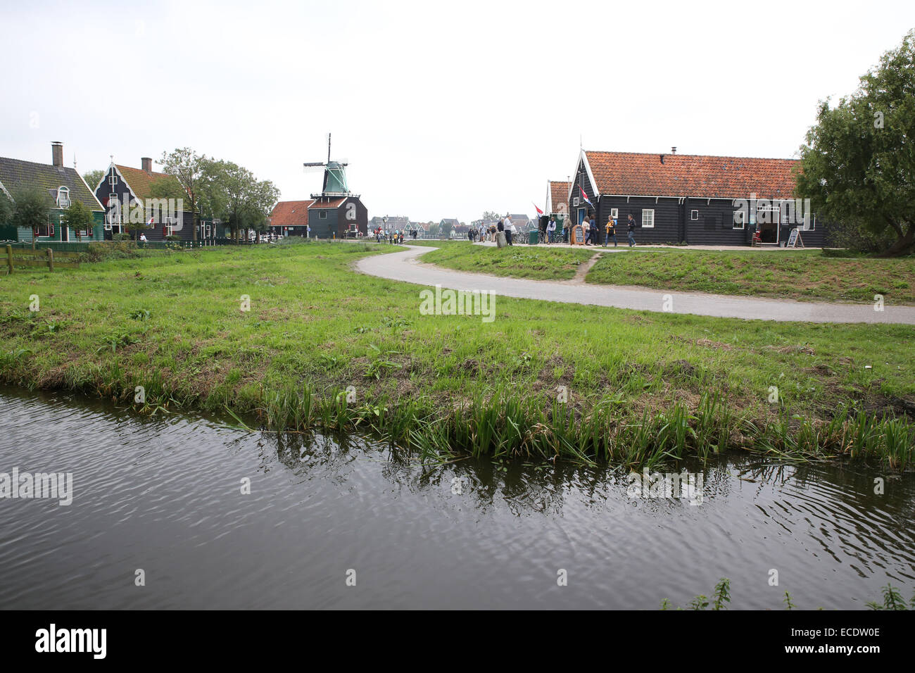 Holland Land Seite Bauernhof Haus Windmühle Stockfoto