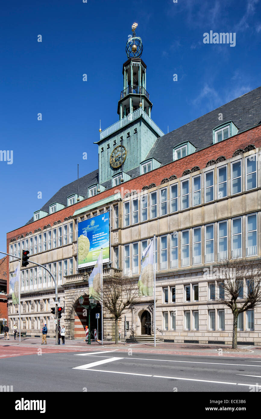 Ehemaliges Rathaus, heute ostfriesischen Museum, Emden, Ostfriesland, Niedersachsen, Deutschland Stockfoto
