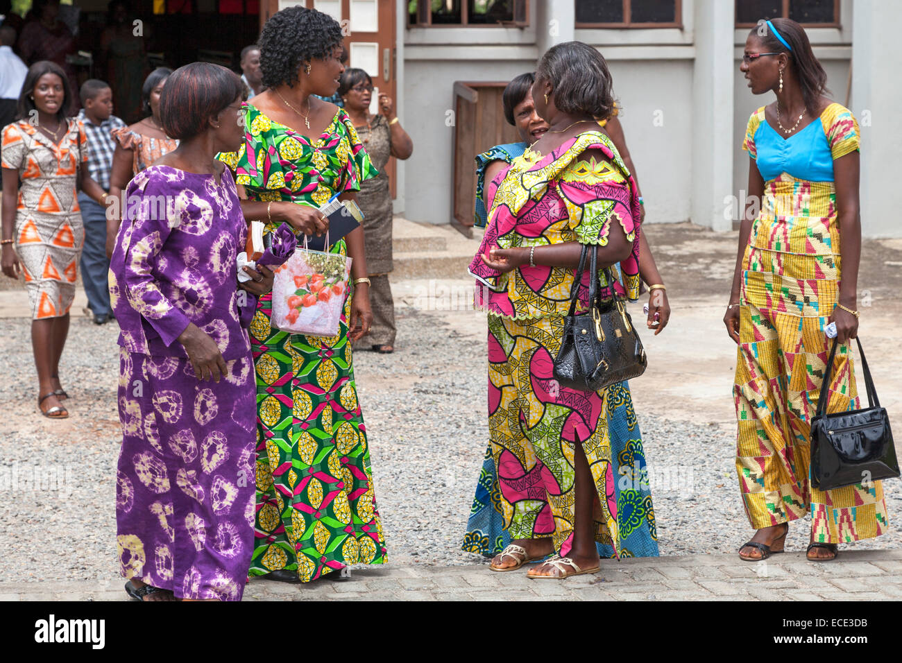 Ethnische Gemeinde am Heiligen-Geist-Kathedrale, Adabraka, Accra, Ghana Stockfoto