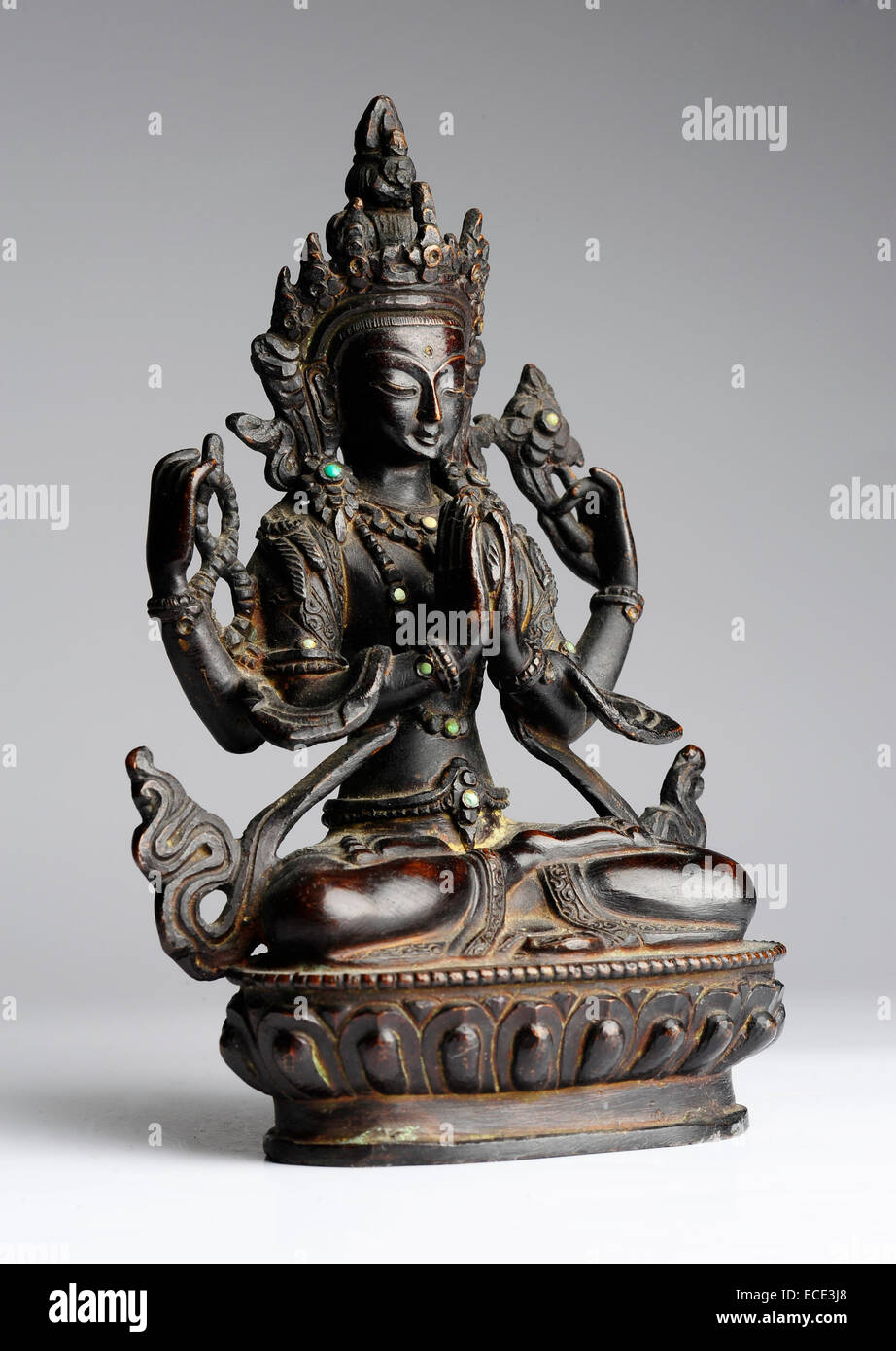 Alten Buddha Skulptur, Bronze, aus Chengrezig, Tibet Stockfoto