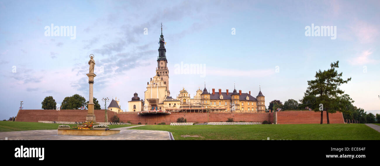 Jasna Gora Kloster Panorama in der Morgendämmerung, Czestochowa in Polen Stockfoto