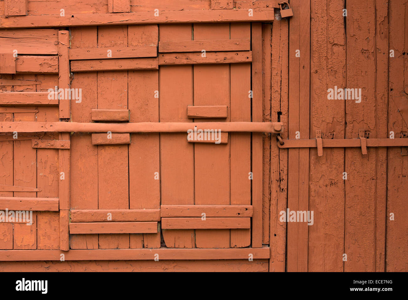 Mauritius, Port Louis, Rue Royale braun bemalte Holztür Lock-up Shop Stockfoto