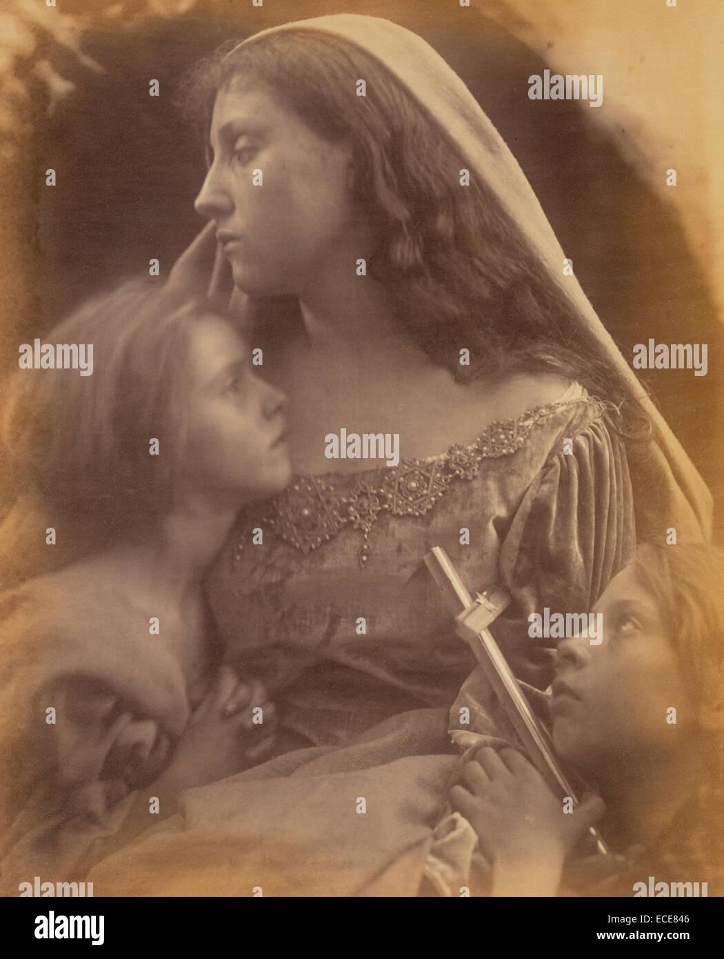 Heilige Familie; Julia Margaret Cameron, Brite/Britin, Indien, 1815-1879 geboren; Süßwasser, England, Europa; 1872; Albumin-Silber-print Stockfoto