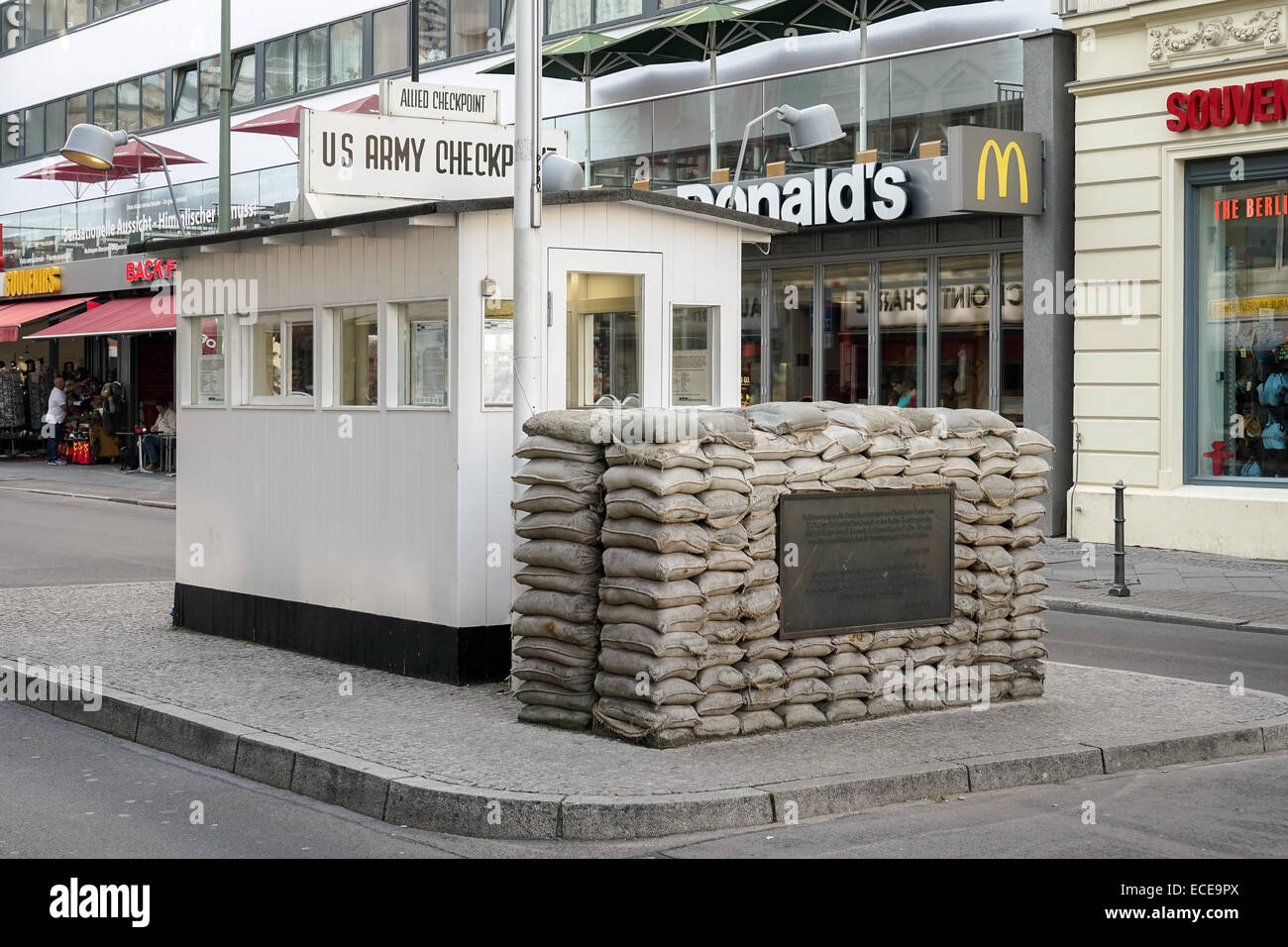 Checkpoint Charlie in Berlin Stockfoto