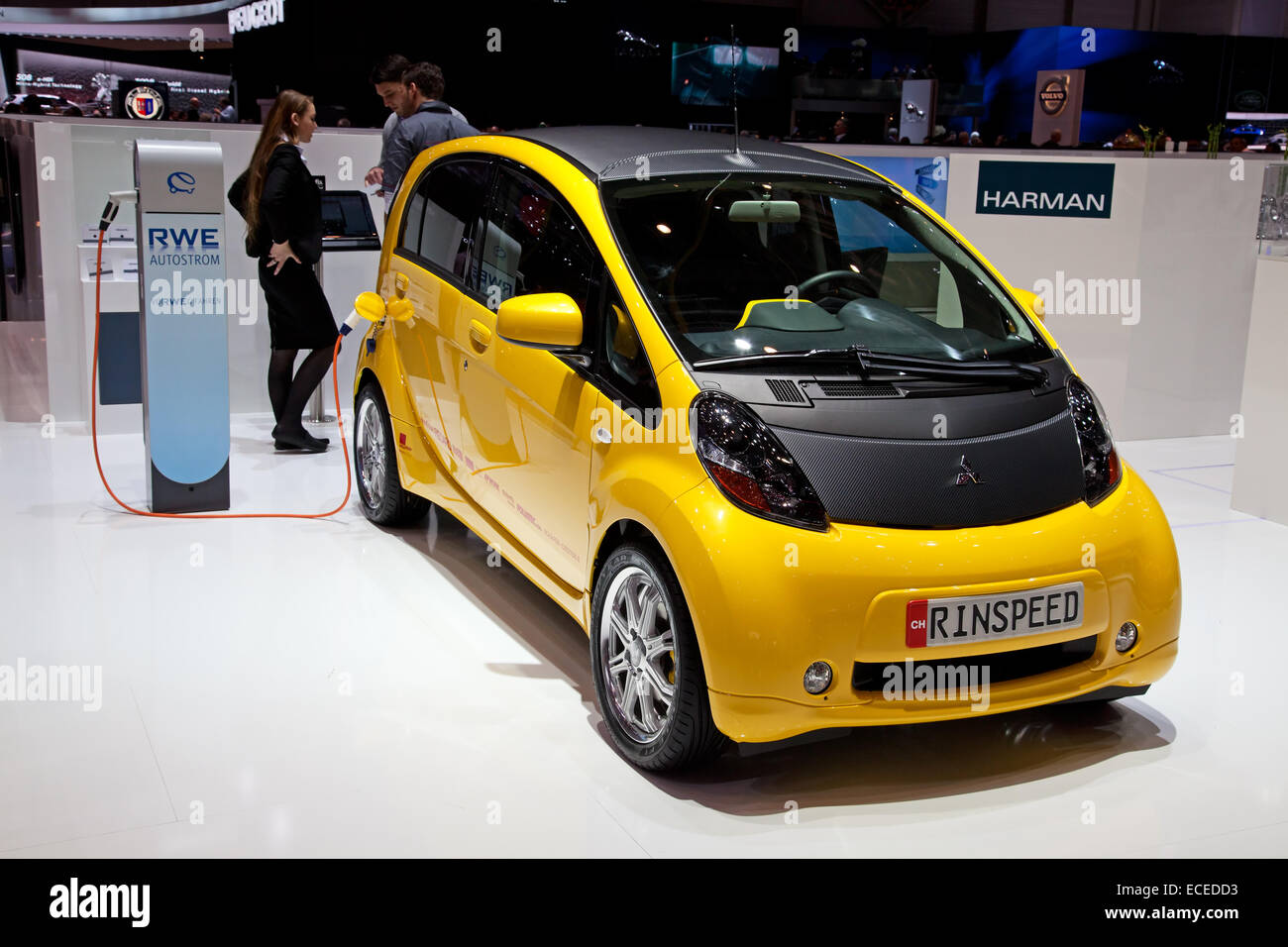 Genf - März 8: Der Mitsubishi IMIEV Elektro-Auto von Rindpeed auf dem Display auf der 81. internationalen Motor Show Palex angepasst Stockfoto