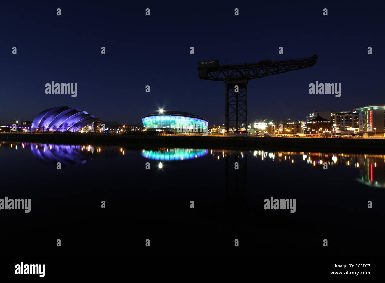Gürteltier, The Hydro und Finnieston Crane nachts Glasgow Schottland Dezember 2014 Stockfoto