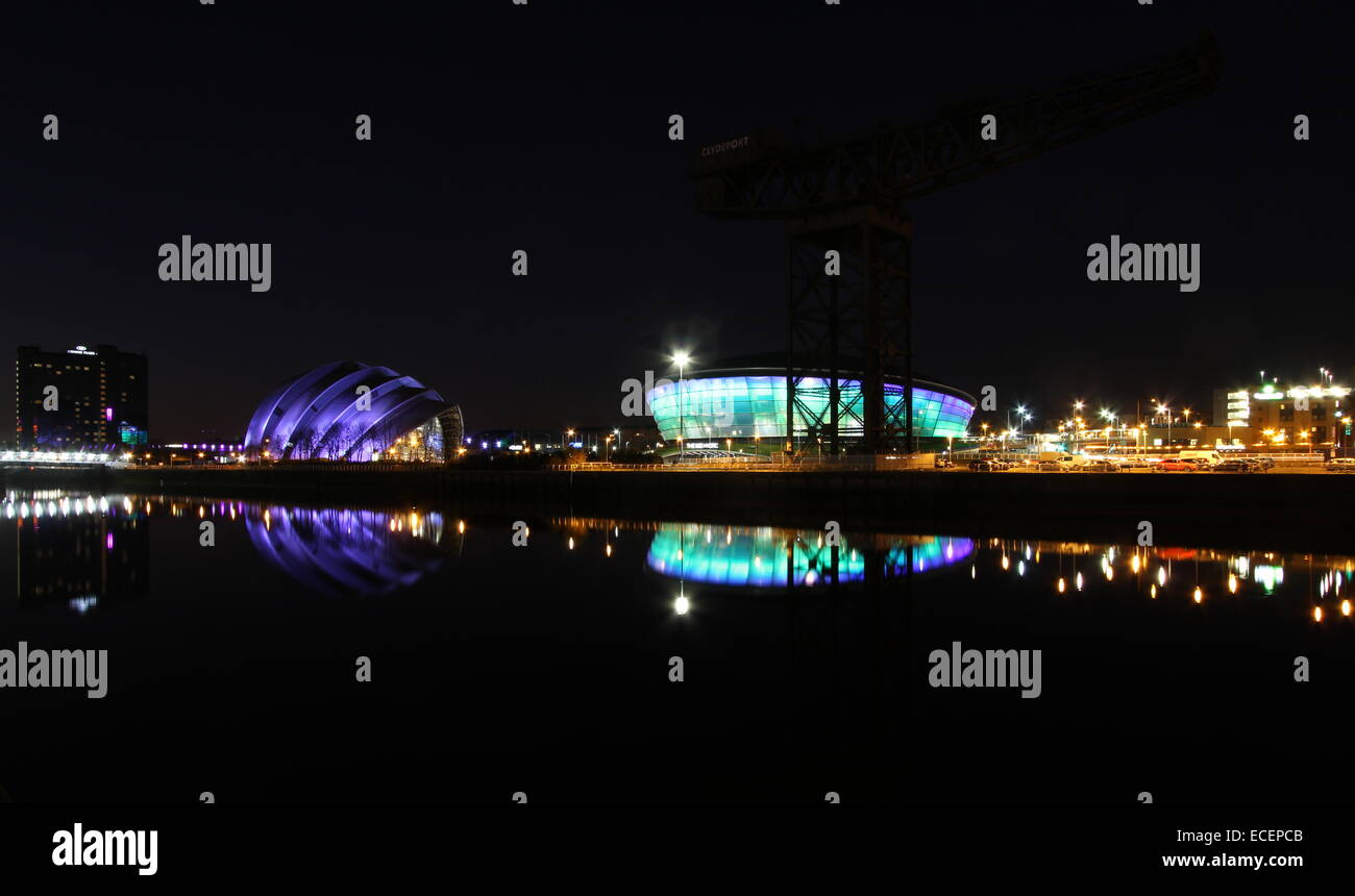 Gürteltier, The Hydro und Finnieston Crane nachts Glasgow Schottland Dezember 2014 Stockfoto