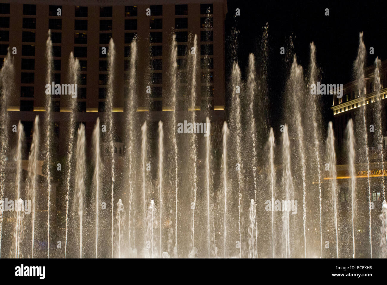 Wasser-Brunnen Anzeigen Funktion im Caesars Palace Hotel & Casino nachts am Las Vegas Strip, Clark County, Nevada, im Juli Stockfoto