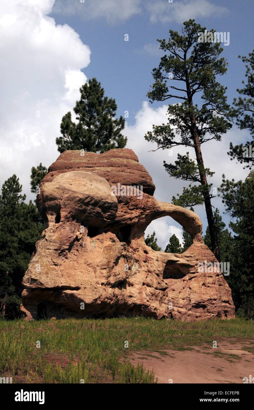 Ungewöhnliche Felsformation "Tee Wasserkocher Rock' in Jemez Bergen von New Mexico Stockfoto