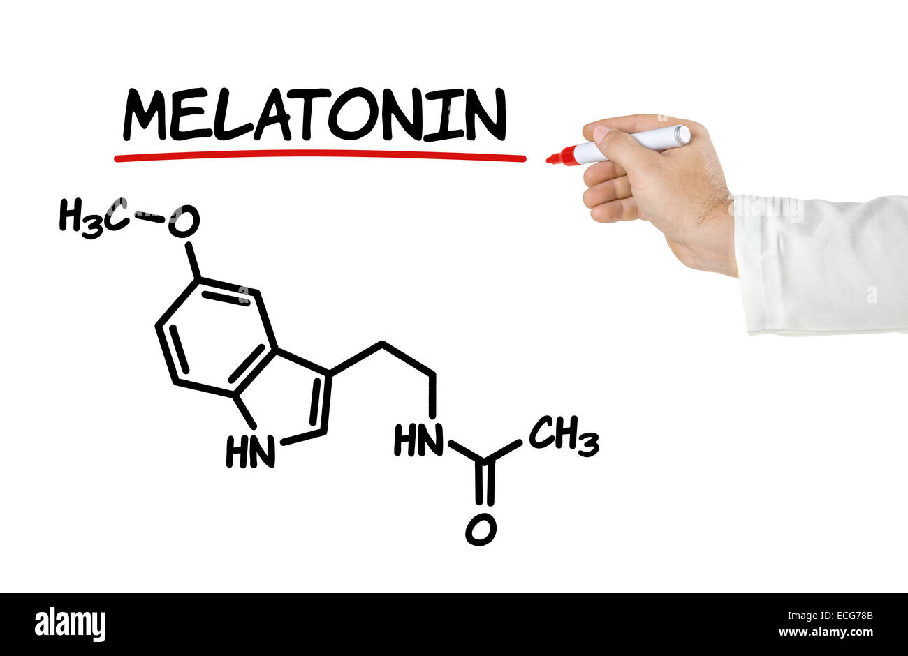 Chemische Formel von Melatonin auf weißem Hintergrund Stockfoto