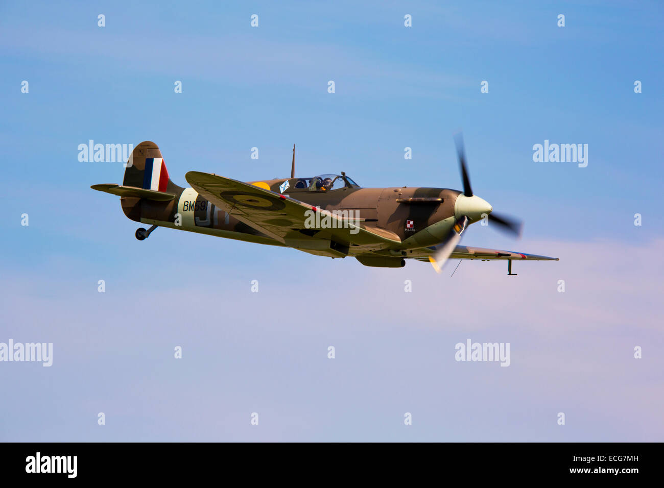 Vickers Supermarine Spitfire Mk Vb J-HC BM597 G-MKVB während des Fluges am Flughafen Lydd Stockfoto