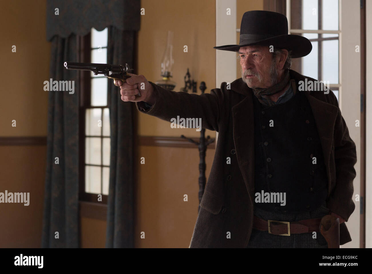 Der Homesman ist eine amerikanische Historiendrama 2014 Filmset in den 1850er Jahren Midwest produziert und unter der Regie von Tommy Lee Jones und Co-geschrieben mit Kieran Fitzgerald und Wesley Oliver, basierend auf den gleichnamigen Roman 1988 von Glendon Swarthout. Der Film Sterne Jones und Hilary Swank und verfügt auch über ein Ensemble gegossen, die Meryl Streep, Hailee Steinfeld, John Lithgow und James Spader enthält. Stockfoto