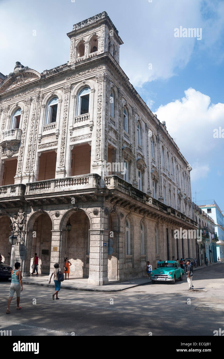 Baujahr 1914 als Casino Español, ist der Palacio de Los Matrimonios einer der beliebtesten Orte in Havanna heiraten Stockfoto