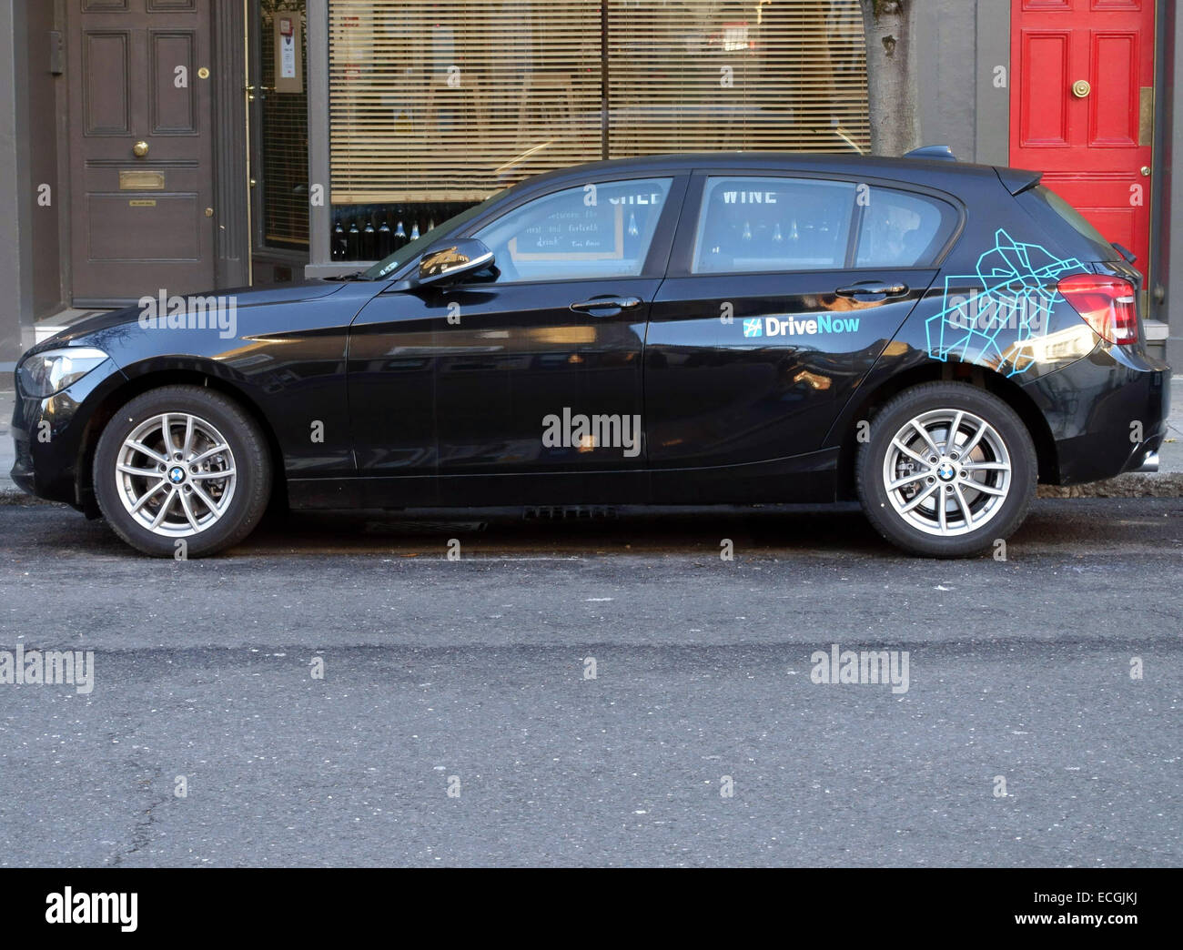 DriveNow ist ein Car-sharing-Komplott der Autovermieter Sixt und BMW Autos, London Stockfoto