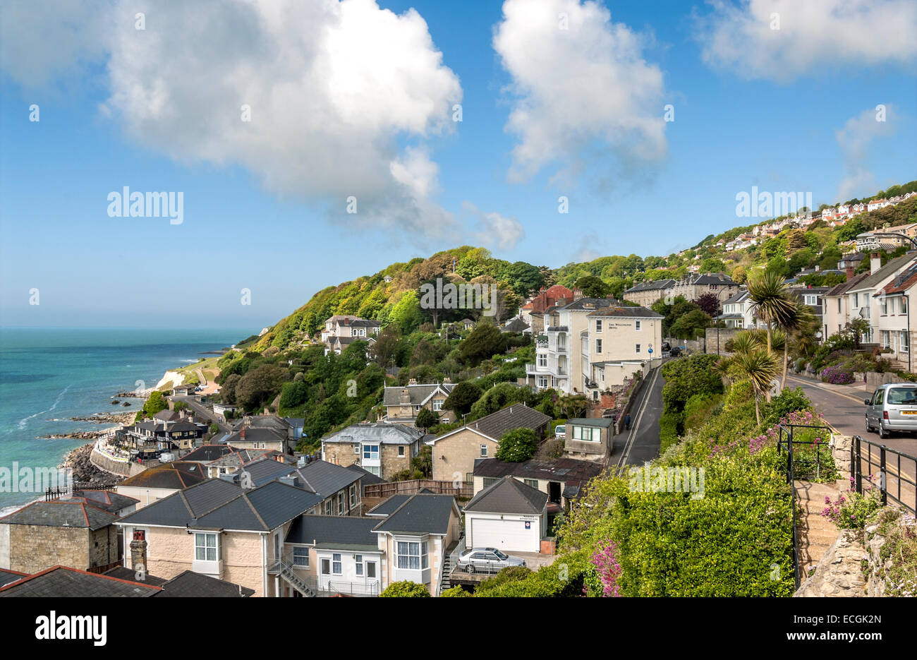 Blick über die kleine Küstenstadt Ventnor auf der Isle Of Wight in Südengland. Stockfoto