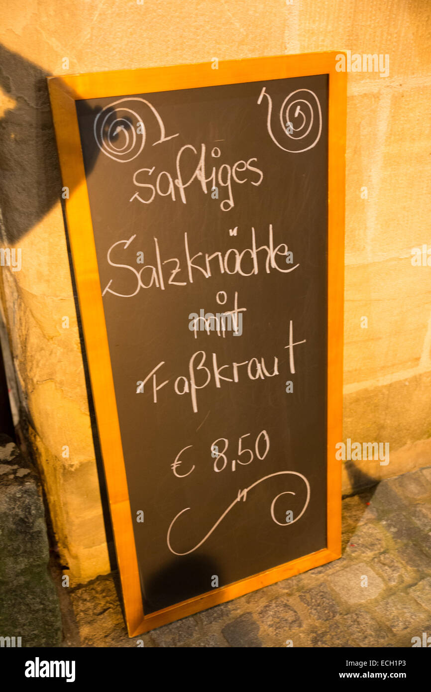 deutsches Restaurant Spezialmenü Tafel Stockfoto