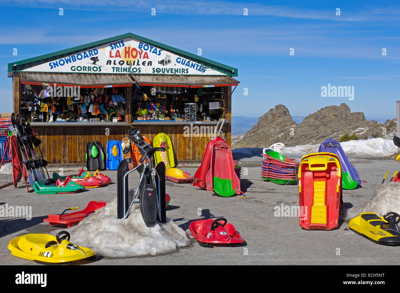 Shop für Wintersport, Sierra Nevada, Granada, Andalusien, Spanien, Europa Stockfoto