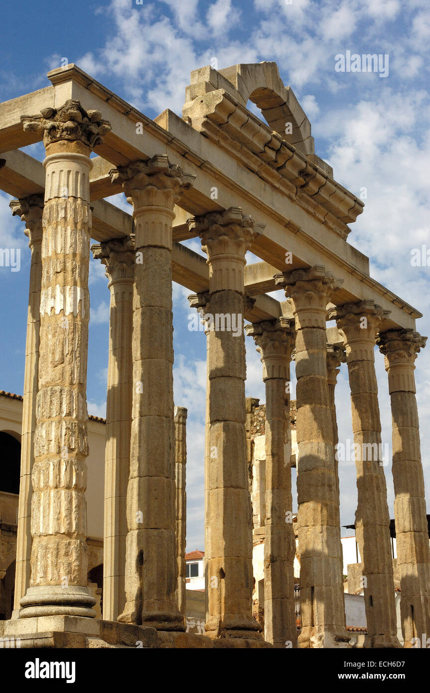 Ruinen der Diana Tempel in der alten römischen Stadt Emerita Augusta, Merida, Badajoz Provinz, Ruta de La Plata, Spanien, Europa Stockfoto