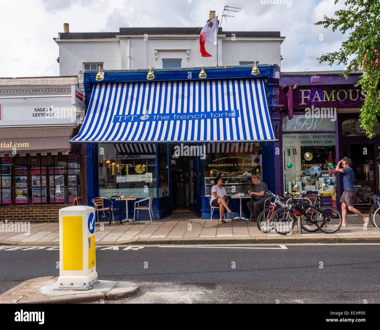 "Die französische Tarte" Café und Teestube - Teddington High Street Stockfoto