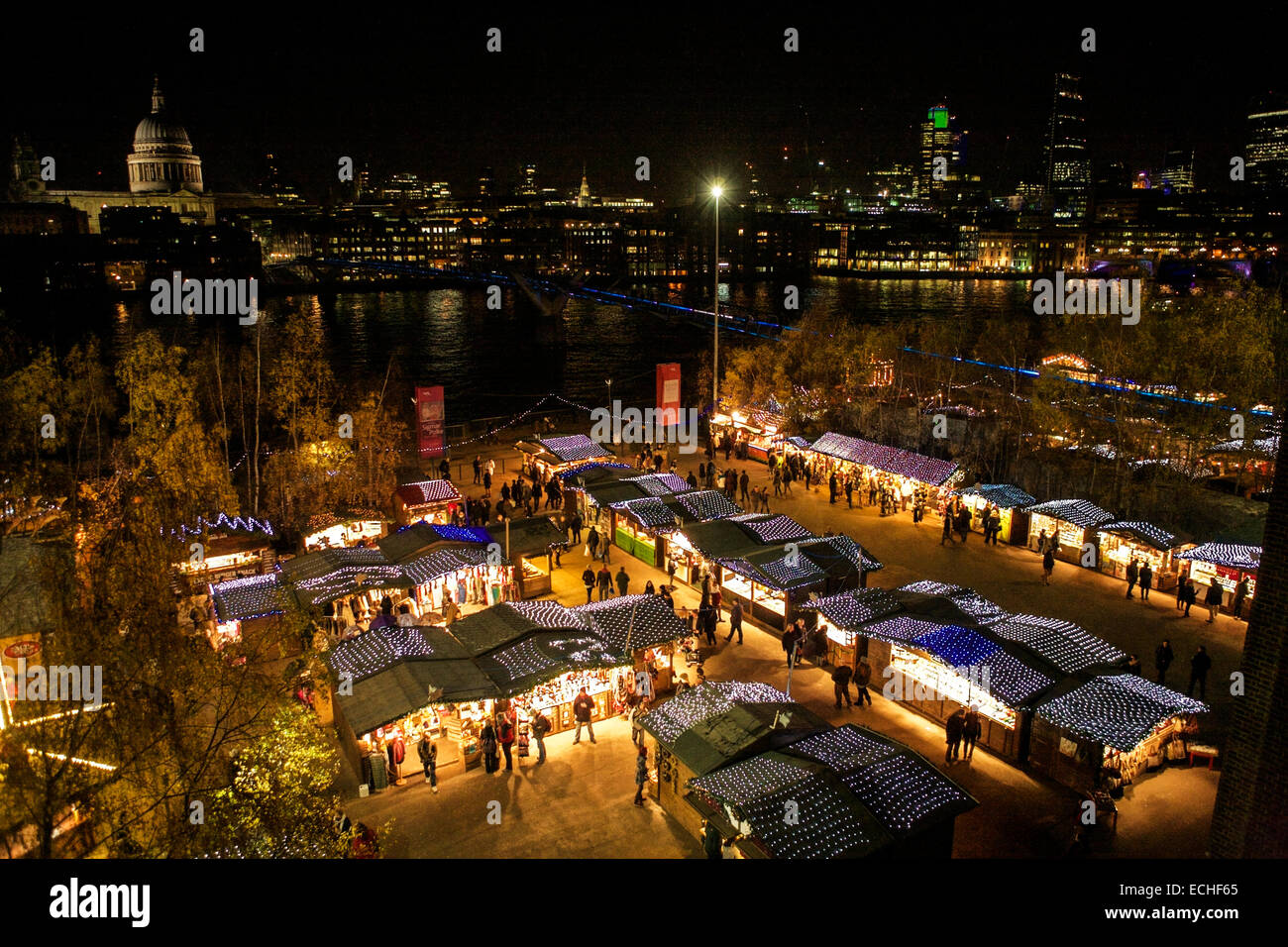 Weihnachtsmarkt, London, UK. (London an Weihnachten). Stockfoto