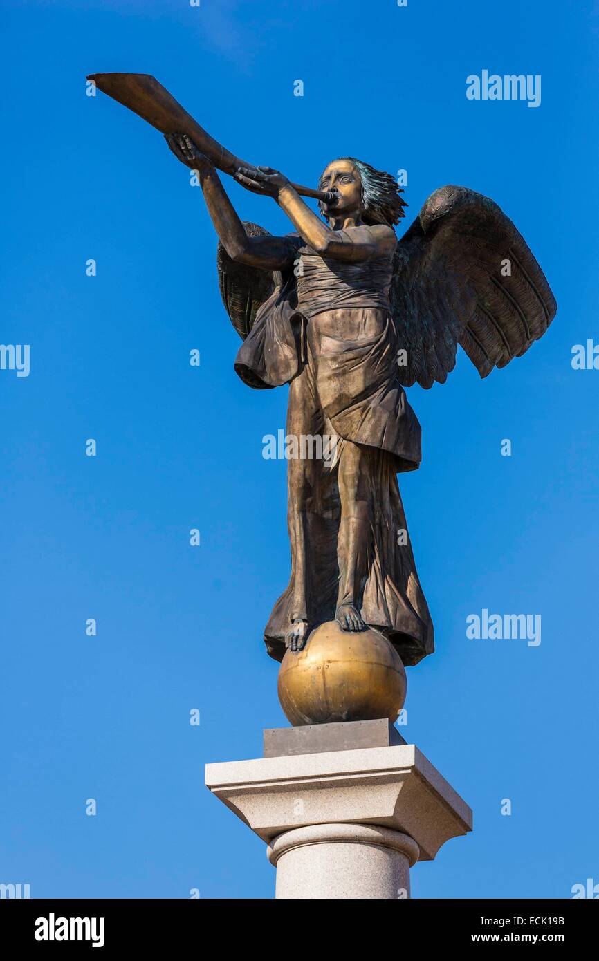 Litauen (Baltikum), Vilnius, Bezirk Uzupis, Bezirk der anderen Bank, Engel Bronze eines der Symbole des Uzupis des Bildhauers Romas Vilciauskas Stockfoto