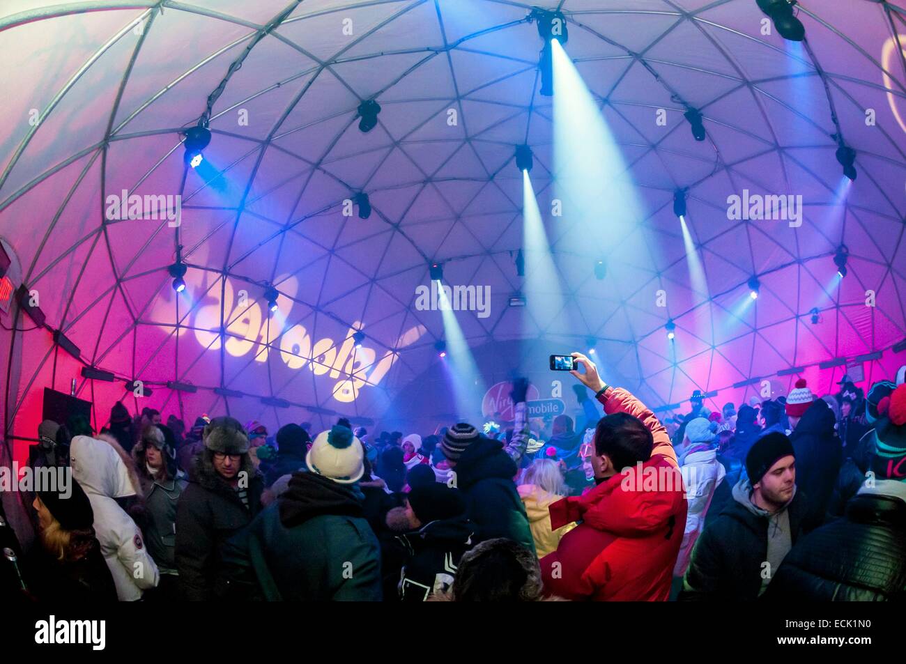 Rave Stockfotos Und Bilder Kaufen Alamy