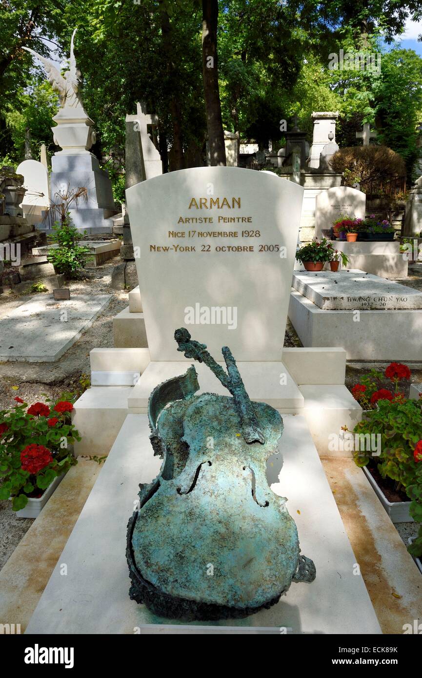 Frankreich, Paris, Pere Lachaise Friedhof, das Grab des Bildhauers Arman Stockfoto