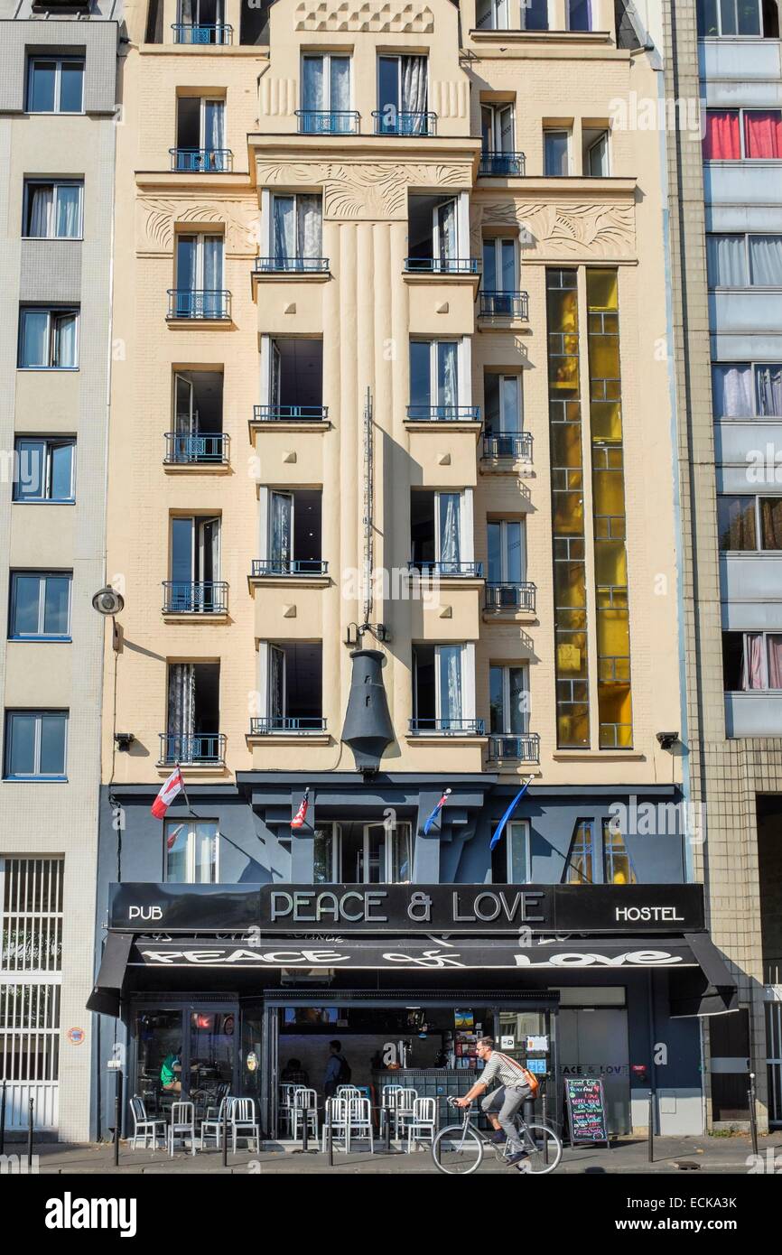 Frankreich, Paris, La Fayette Street, Frieden und Liebe Hostel, hostel mit Blick über den Canal Saint-Martin Stockfoto