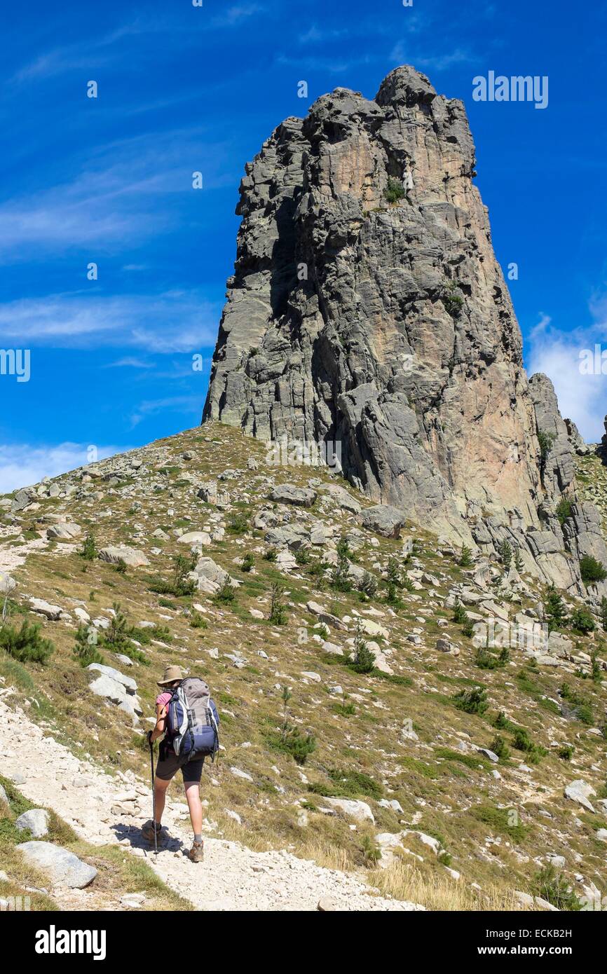 Frankreich, Corse du Sud, Wandern auf dem GR 20, zwischen ich Paliri Hütte und Asinao Zuflucht Variante Alpin, Punta di u Pargulu (Alt: 1785 m) et Bocca di u Pargulu (Alt: 1662 m) Stockfoto