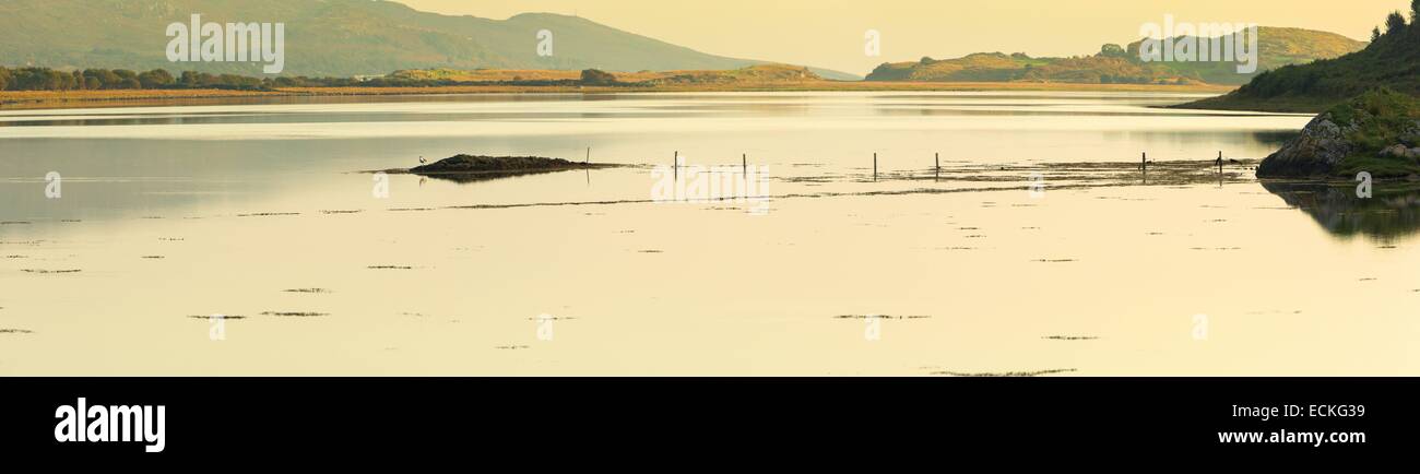 Großbritannien, Schottland, Argyll und Bute, Keillmore, Loch Sween, marine Panorama, Panorama Blick auf ein Loch bei Sonnenuntergang Stockfoto