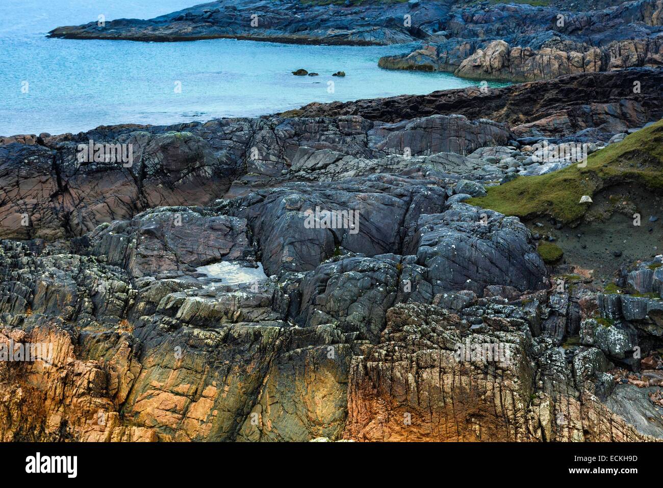 Großbritannien, Schottland, die Hebriden-Inseln, Borve, South Harris Naturlandschaft der Felsen im Meer, felsige Küsten Stockfoto