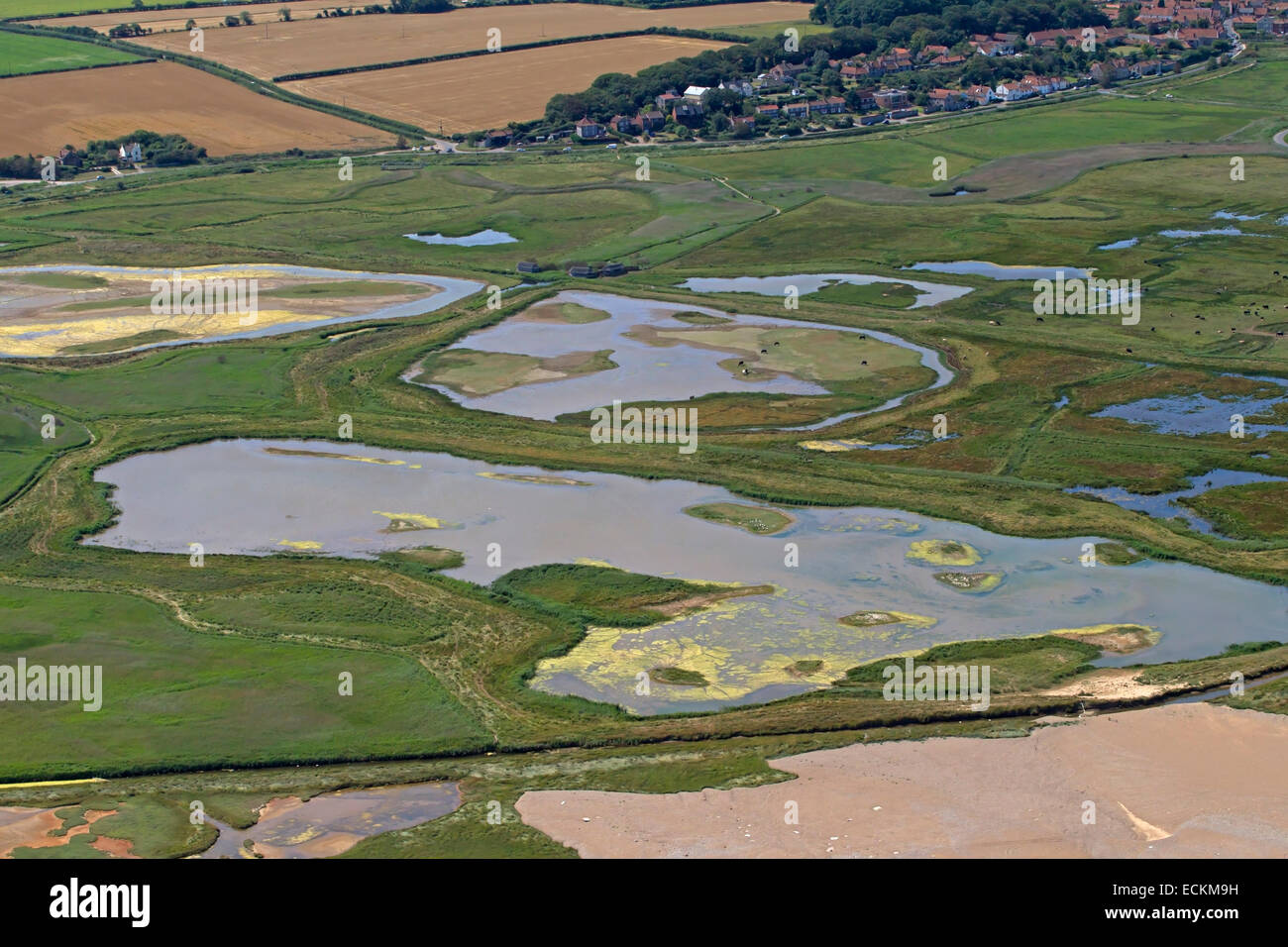 Antenne des Cley-weiter-die Meeres-Naturschutzgebiet, Norfolk Wildlife Trust, Sommer, Norfolk UK Stockfoto