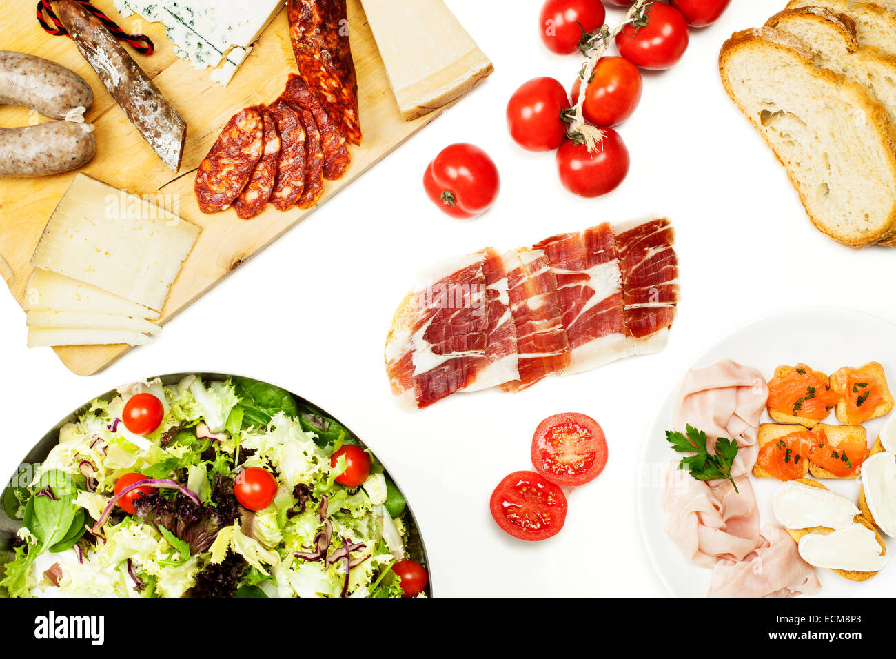 Auswahl an Wurst und spanischen kuratierte Schinken Stockfoto