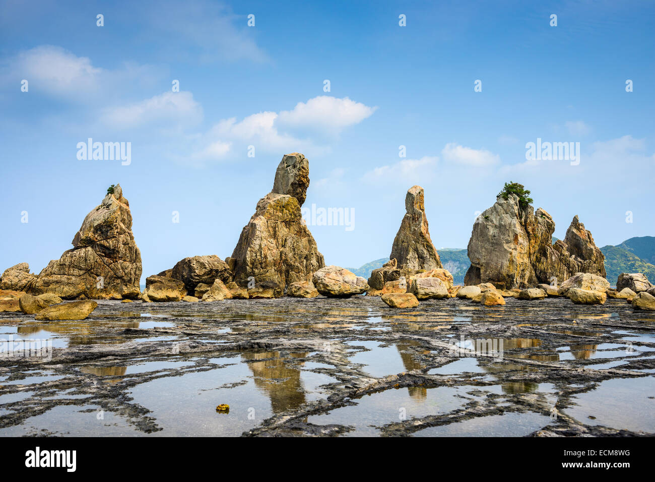 Kushimoto, Präfektur Wakayama, Japan bei den Hashi-gui-Iwa Felsen. Stockfoto