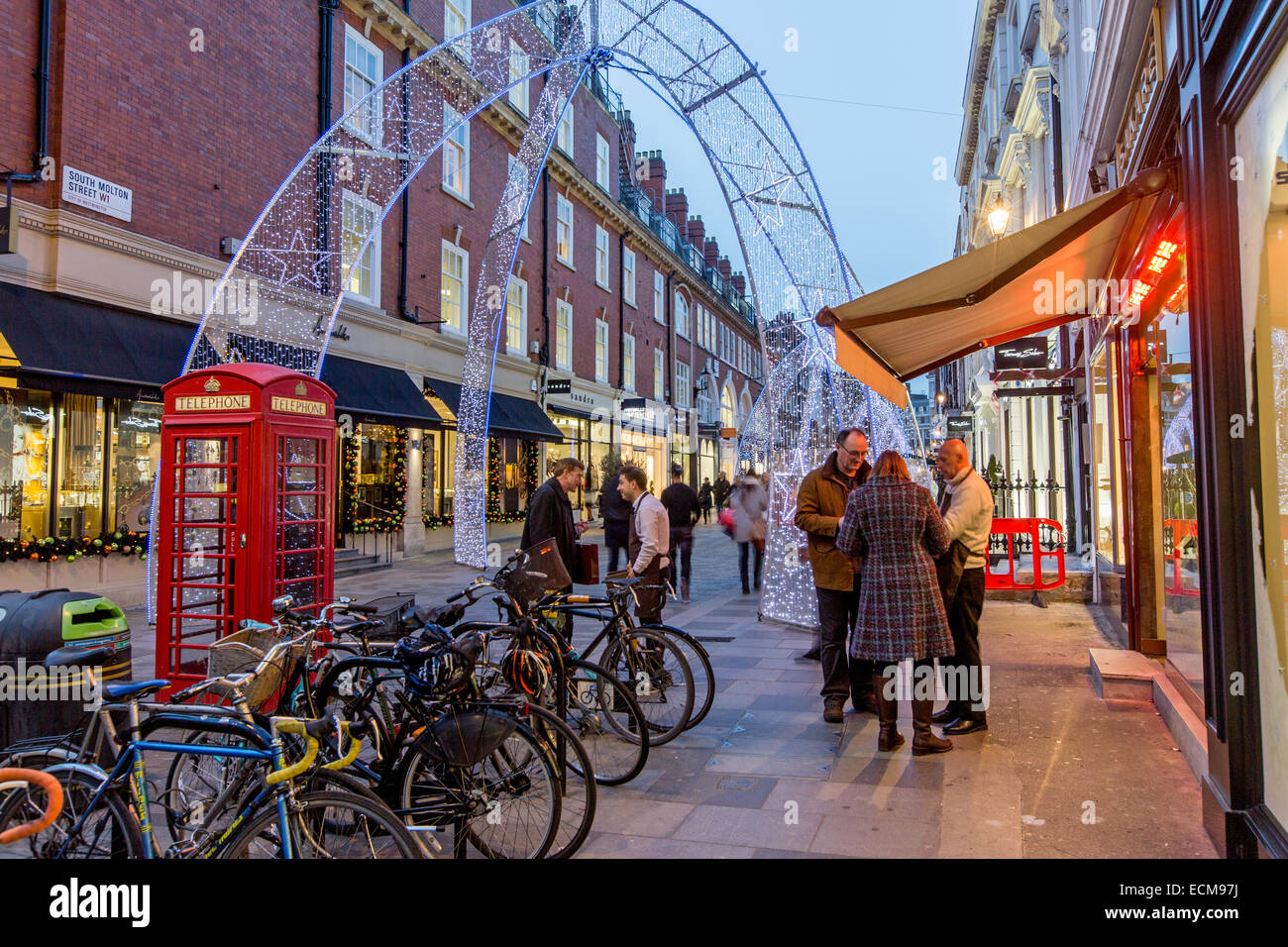 Weihnachten Dekorationen South Molton Street London UK Stockfoto