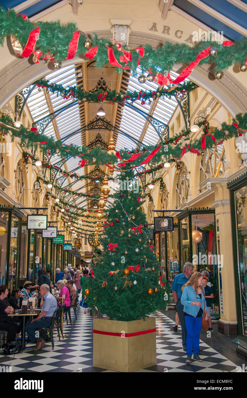 Weihnachtsschmuck in Royal Arcade, Melbourne Stockfoto