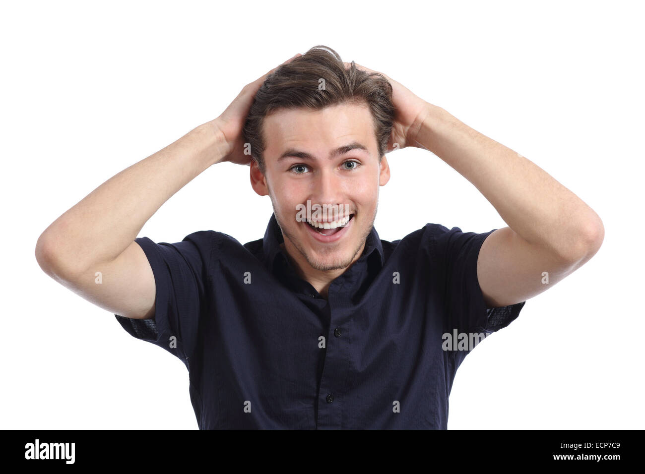 Überrascht, glücklich lächelnd mit den Händen auf dem Kopf auf einem weißen Hintergrund isoliert Stockfoto