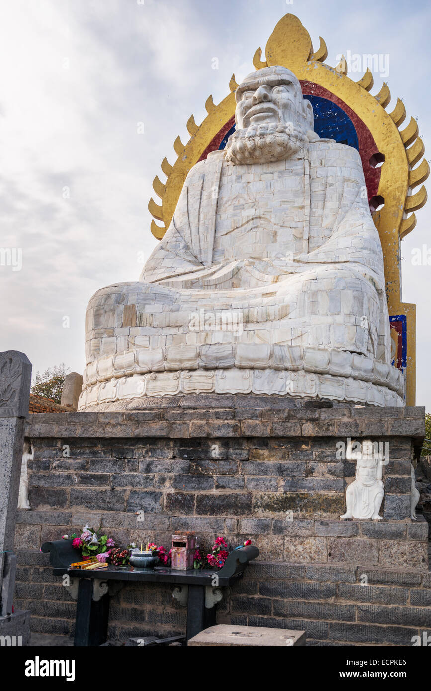 Bodhidharma Statue auf dem Berg Song in DengFeng, Zhengzhou, Provinz Henan, China 2014 Stockfoto