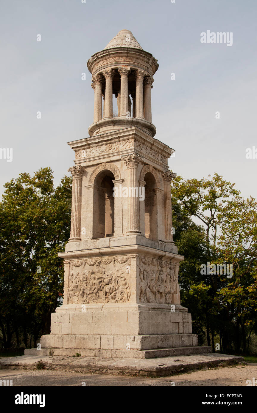 Roman Mausoleum und Gedenk Arch in St Remy de Provence römischen Stockfoto