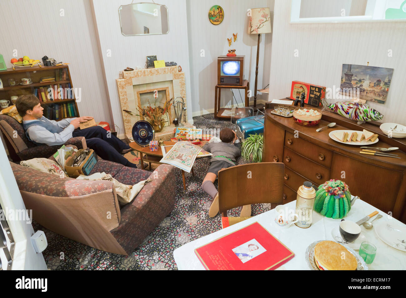 Wohnzimmer Der Sechziger Jahre Stockfotos und -bilder Kaufen - Alamy Wohnzimmer Der Sechziger Jahre Stockfotos und -bilder Kaufen - Alamy