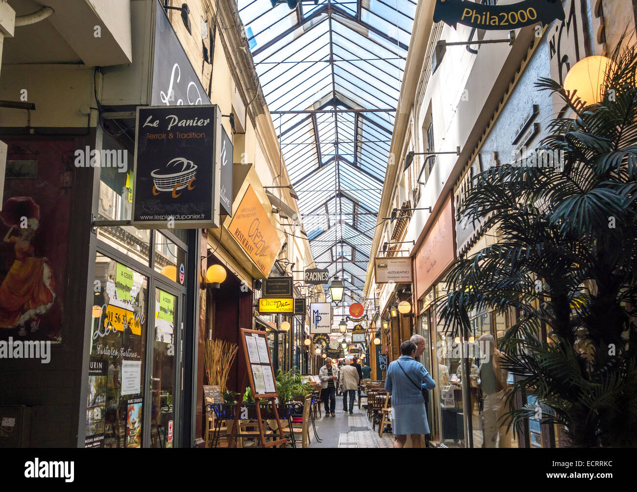 Paris Passage des Panoramas. Eines der ältesten Einkaufspassagen, gebaut im Jahre 1799. Paris 2. Arrondissement aus Boulevard Montmartre. Stockfoto