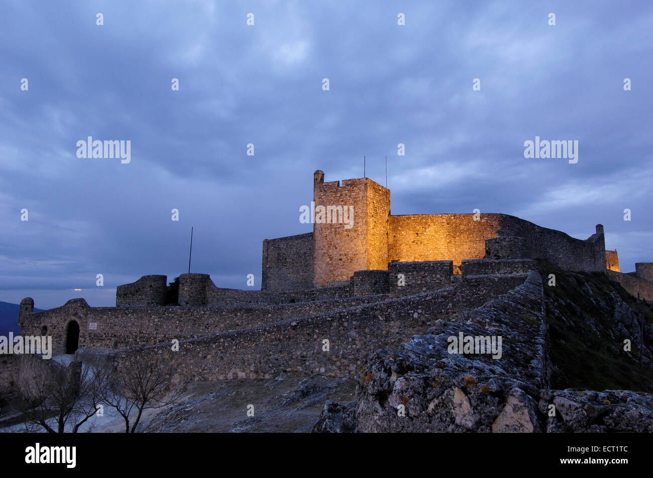 Marvao Burg in der Abenddämmerung, Marvao, Alentejo, Portugal, Europa Stockfoto