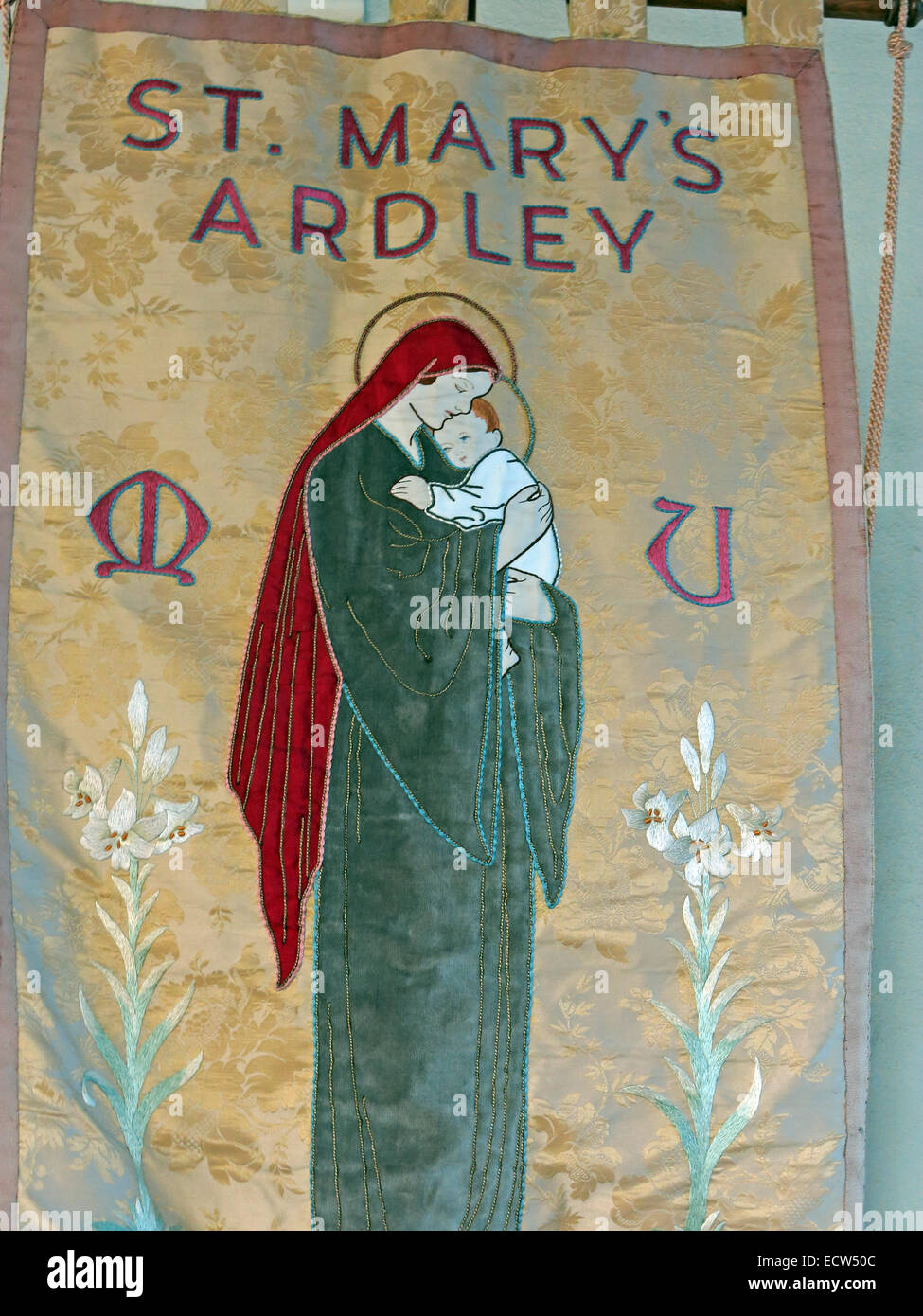 Stoff-Banner von Str. Marys Kirche Ardley, Oxfordshire, England, Vereinigtes Königreich Stockfoto
